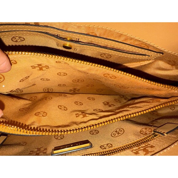 Tory Burch Designer Alexa Beige Tan Quilted Slouchy Leather Tote Purse Handbag - Picture 7 of 9